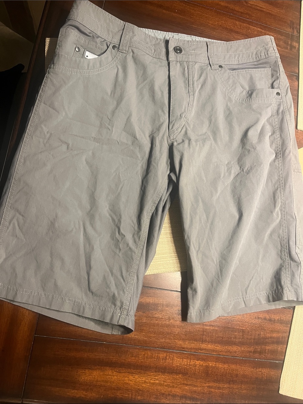 Kuhl Men's ultra cool tech stretch Flat-Front Performance Shorts size 35